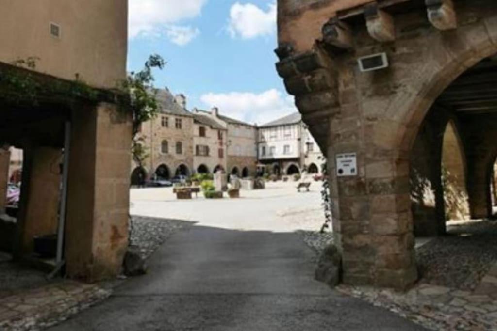 Charmante Yourte Contemporaine Carmaux Luaran gambar